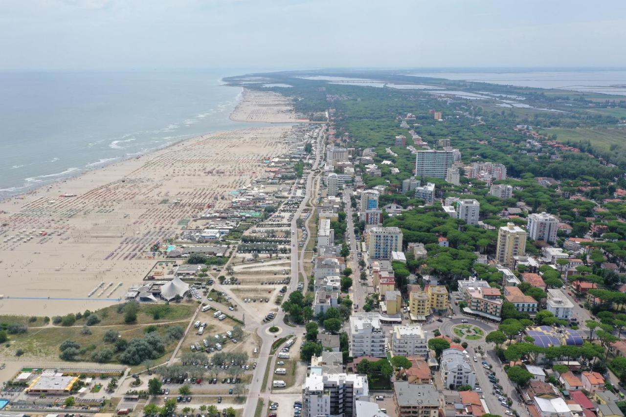 Le Terrazze Apartments Lido di Spina Exterior foto